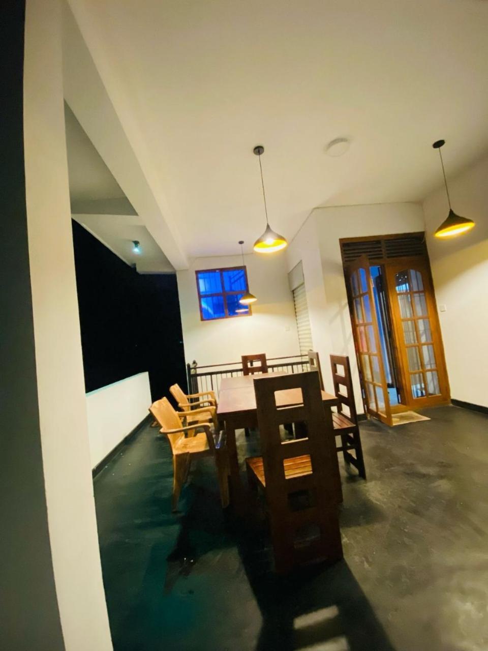 Silverline Guest House Anuradhapura Exterior foto